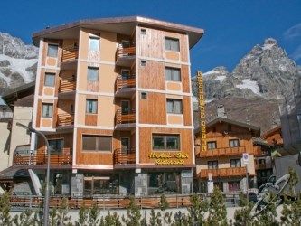 Sporting Hotel Breuil-Cervinia Exteriör bild